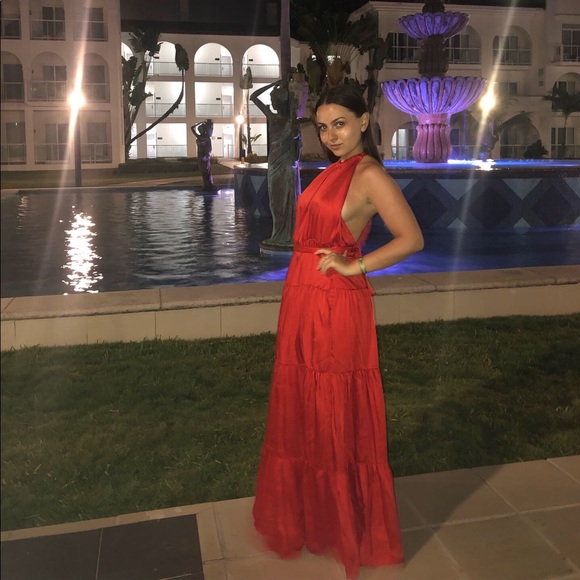 Meet your Posher, Arielle - Picture 3 of 12